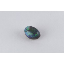 0.75ct Opal Oval cabochon