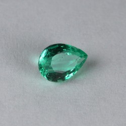 0.39ct Pendeloque emerald